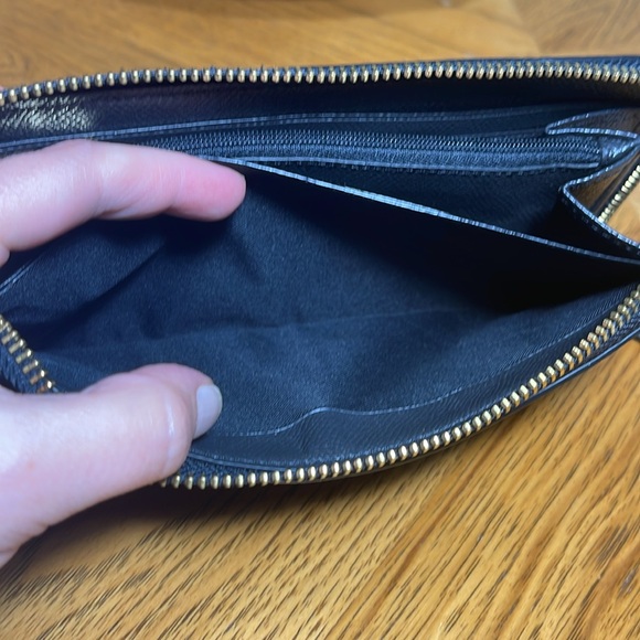 COACH ACCORDION ZIP WALLET WITH HEART BANDANA RIVETS - Picture 10 of 16